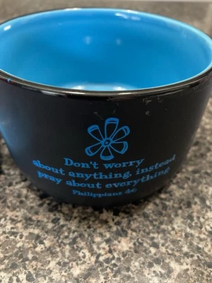 Taza sopa M Ware con asas y cuchara Phillippians 4:6 negro y azul Foto 1 de 4