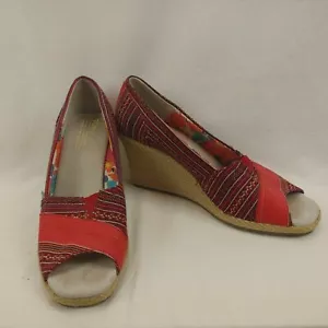 TOMS Red Lina Sandals Shoes Peep Toe Woven Wedge heel slip on Women size 9.5 - Picture 1 of 4