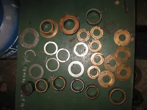 CLEARING STORES COLLECTION ORIGINAL GEAR BOX THRUSTS/BUSHES - Picture 1 of 5