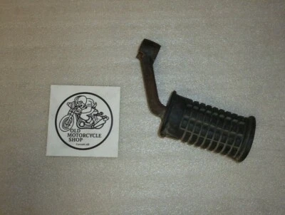 Suzuki GT750 1973 reposapiés izquierdo Foto 1 de 4