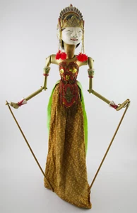 Vtg Thai Indonesian Cupumanik Wooden Rod Shinto Puppet Marionette-Wayang Golek - Picture 1 of 18