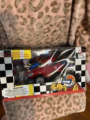 Coche de juguete Disney Goofy nuevo en caja Foto 1 de 4