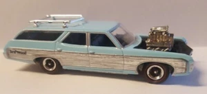 Pneumatici gomma Johnny Lightning '69 Chevy Kingswood Estate Wagon Custom Pro Street - Foto 1 di 12