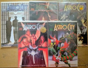 Image Homage Comics Astro City Comic Lot Kurt Rusiek #6, 9, 11, 13 & 14 (F58) - Picture 1 of 4