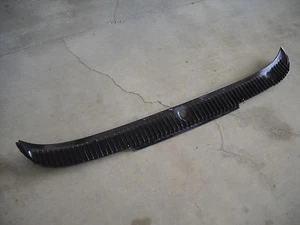 SPIEGEL - FRONTGRILL ALFA ROMEO 75 - ORIGINAL - Bild 1 von 2