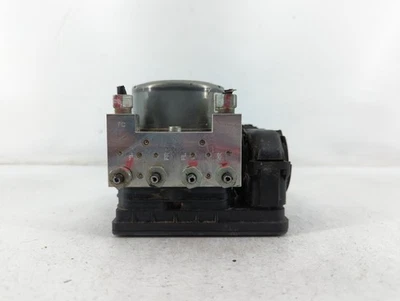 2013-2014 Cadillac Xts Abs Pump Control Module FYY5H - Image 1 of 4