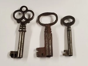 3 antike hohle Skelett Schlüssel Nachlass Fund - Bild 1 von 8