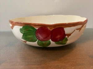 Franciscan USA APPLE  8 3/8" Round Vegetable Serving Bowl - Picture 1 of 4