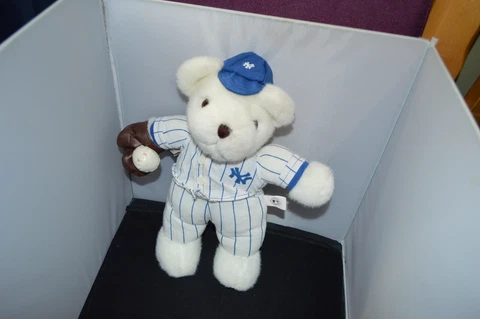 Vintage New York Yankees MLB Teddy Bear W/ Glove Outfit 14" T7 Cover
