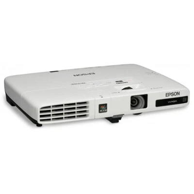 Epson EB-1776W Mobiler Beamer WXGA Auflösung Wi-Fi nur 527 Arbeitsstunden #365 - Bild 1 von 3
