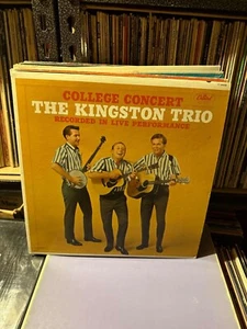 The Kingston Trio – College Concert Vintage 33rpm VG+ AB63 - Picture 1 of 2