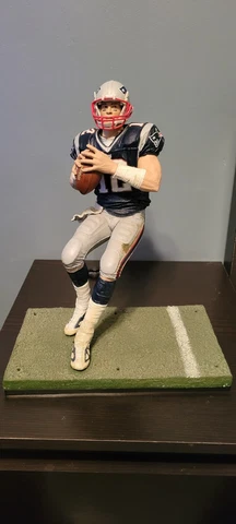 2005 McFarlane NFL 12 inch Tom Brady New England Patriots Figure Cover