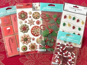 #971 - JOLEE'S RARE & RETIRED 3D STICKER LOT - FOIL SNOWFLAKES HOLLY LIGHTS HAT - Bild 1 von 6