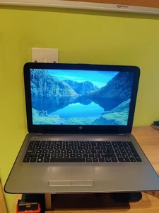 HP Notebook 15-ba055sa AMD A8-7410 APU 1 TB HDD 8gb Radeon R5 Graphics Laptop - Picture 1 of 9