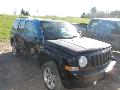 Conjunto de filtro de aire usado se adapta a: Jeep Patriot 2013 grado A Foto 1 de 4