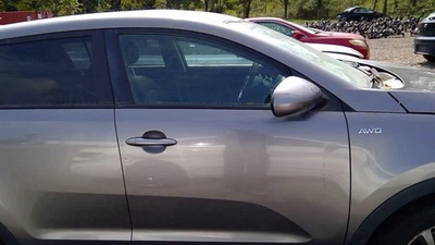 Used Front Right Door Assembly Front fits: 2014 Kia Sportage w/o solar Front Rig Foto 1 de 4