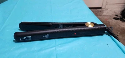 HSI Professional E038 1'' 1st Generation Ceramic Flat Iron Hair Straightener  - Image 1 of 4