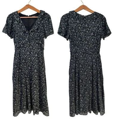 Vestido midi Madewell con volantes en capas talla 2 negro punteado enredaderas oscuro Cottagecore Foto 1 de 4