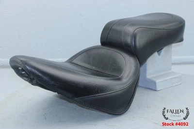 Harley Softail Mustang 2001 2up asiento delantero trasero del pasajero vintage #4092 Foto 1 de 4