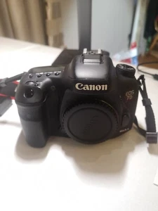 Canon EOS7D- Mk II DSLR Digital Camera (Body Only) Strap, Card Battery, Charger. - Afbeelding 1 van 5
