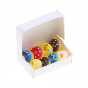 Detailed Artificial Dessert Prop For Diorama And Miniature World Projects - Afbeelding 1 van 8