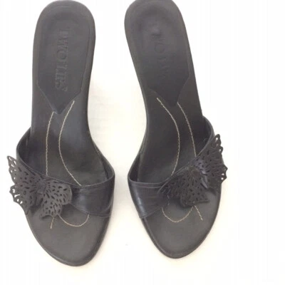 Zapatos de salón Two Lips para mujer negros con puntera abierta diseño mariposa talla 6M Foto 1 de 4