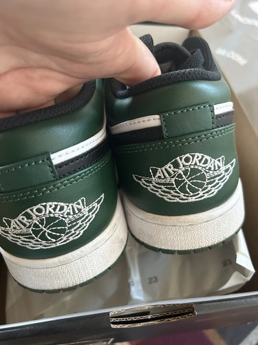 Taglia UK 7 Jordan 1 nero basso verde