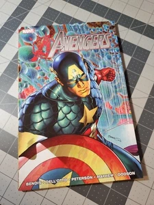 The Avengers: Vol.5 "Microverse" ( Marvel 2013) TPB By Brian Michael Bendis NM- - Picture 1 of 12