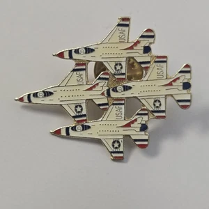 FUERZA AÉREA DE LOS ESTADOS UNIDOS THUNDERBIRDS F-16 HALCÓN DIAMANTE SOMBRERO PRENDEDOR USAF NELLIS AFB ALA REGALO - Imagen 1 de 3