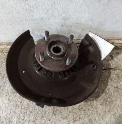 2004-2006 Scion xA xB Front Right Passenger Spindle Knuckle Assembly W/o Abs Oem - Image 1 of 4