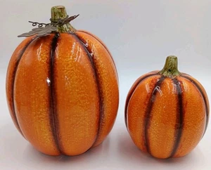 (2) Zucche Halloween in ceramica, 9" e 6" lucide decorazione casa autunno spedizione veloce! - Foto 1 di 9