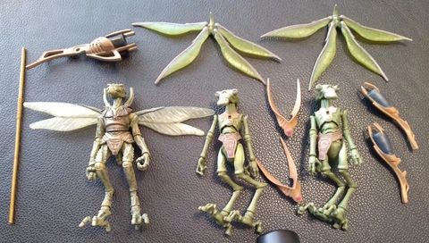 Hasbro Star Wars The Clone Wars lot of Geonosian Warriors - Assault on Geonosis Cover