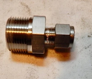 Swagelok Tube Fitting 3/4 MNPT-3/8”OD Tubing Male Conn Gas Tight L3C-M9M SS 286P - Picture 1 of 6