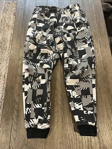 Boys NIKE TECH FLEECE JOGGERS Camouflage GRAY Sweatpants Dm8070 XL - Picture 1 of 1