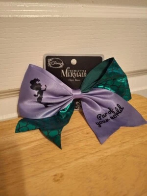 Disney's La Sirenita Loungefly escala aqua/pinza de moño de pelo púrpura NUEVO* Foto 1 de 2