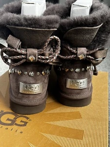 Ugg Boots Mini Bailey Braid With Swarovski Crystals New With Box. Size 6. - Picture 1 of 14