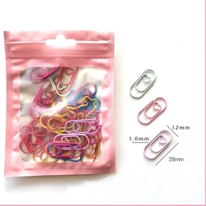 Lot De 50 Mini Trombones En Forme De Cœur Colorés Et Fantaisie Pour Bureau - Afbeelding 1 van 12