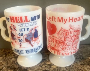 Vintage Souvenir Sockel Sockel Milchglas Becher, Herz Griffe, ca. 5" hoch - Bild 1 von 11