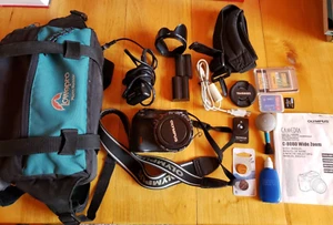 Olympus C-8080 Camera Wide Zoom +all accessories Lowepro Camera Runner Bag - Picture 1 of 17