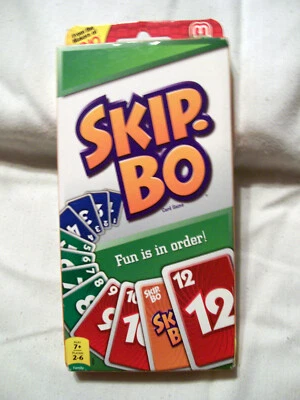 SKIP-BO 2011 MATTEL SPIELE GEÖFFNET NICHT SICHER OB BENUTZT WENN JA SEHR WENIG - Bild 1 von 2