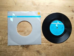 Tight Fit The Lion Sleeps Tonight Excellent 7" Single Vinyl Record JIVE9 - Picture 1 of 2