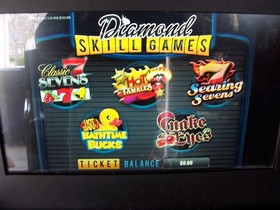 DIAMOND SKILL GAME PCB & POWER HAVE TO PUSH POWER ON READ! NICE GAME! 5 IN 1!POG