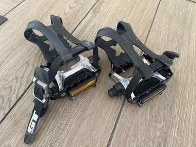 Vintage VP Pedais Plataforma MTB Mountain 9/16 Bicicleta Preta GT Toe Clips VP-790 - Imagem 1 de 4