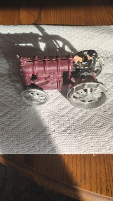 Fordson Cast Iron Tractor Vintage Die-Cast Metal 6.5-inch - Image 1 of 4