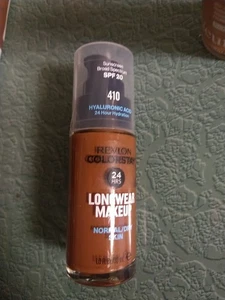 Revlon ColorStay Liquid Natural Finish Foundation SPF20 #410 CAPPUCCINO - Picture 1 of 2