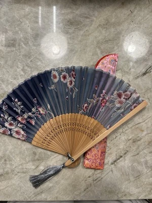 Abanicos de mano plegables chinos japoneses vintage de seda de bambú 🔥Listos para enviar🔥 Foto 1 de 2
