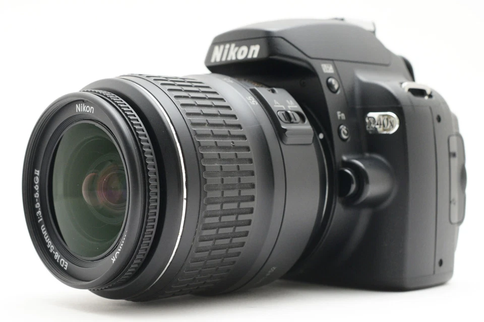 Nikon Digital SLR Camera D40X Lens Kit D40XLK - Image 1 of 1