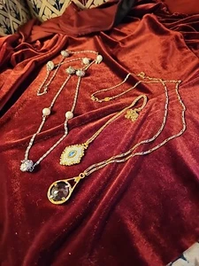 Lot Of 3 Vintage Necklaces 2 Avon #60 - Picture 1 of 10