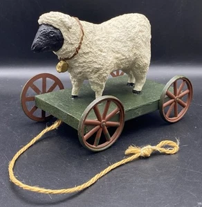 Vintage Sheep/Ewe Pull Toy Primitive Art Figure - Picture 1 of 15