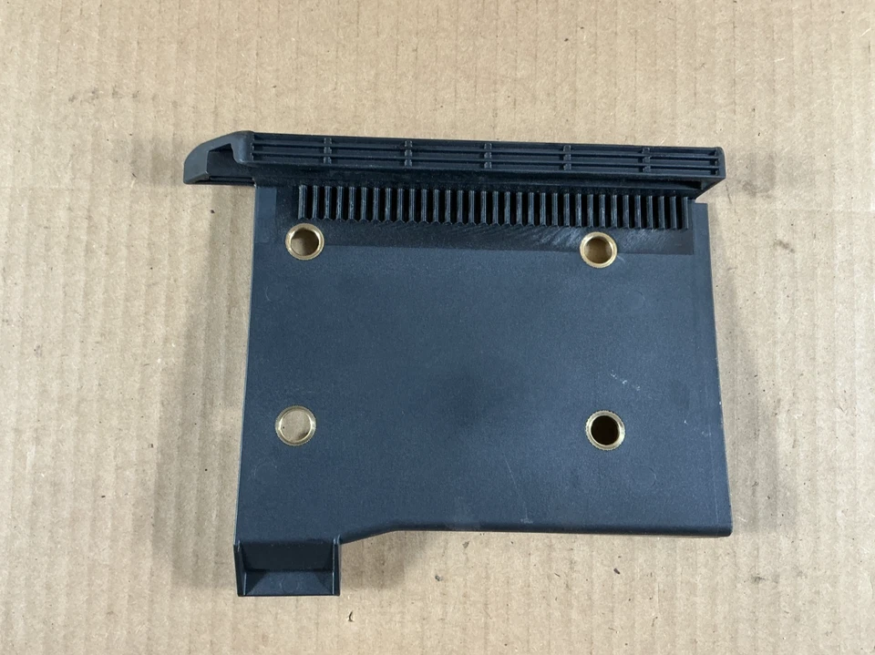 Audi A5 2010-2016 convertible derecho compartimento de almacenamiento superior pista 8F0825174A OEM Foto 1 de 4